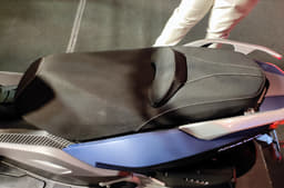 Keeway Vieste 300 seats.