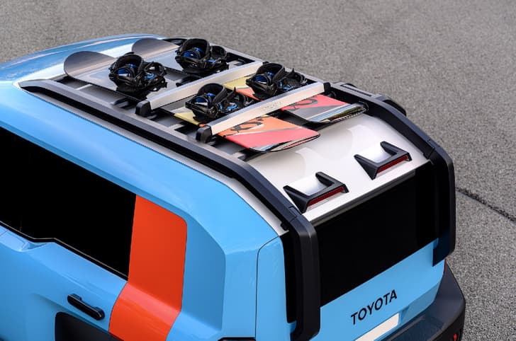 Toyota Compact Cruiser EV Concept roof rack