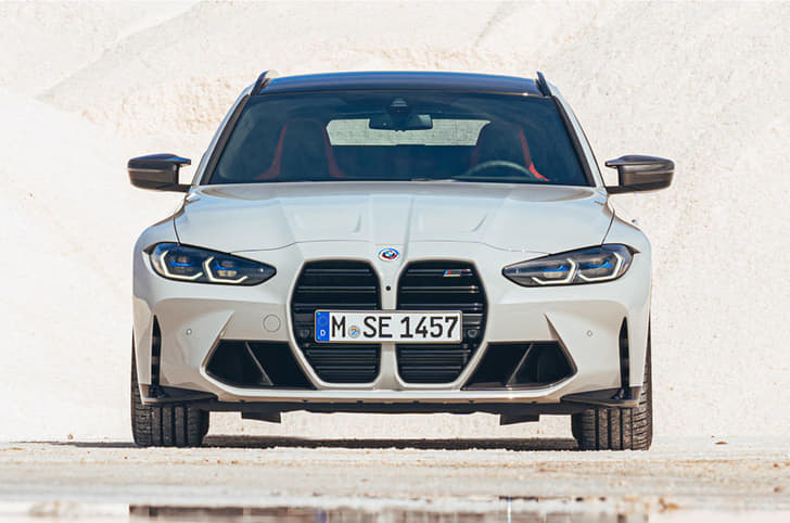 2022 BMW M3 Touring front