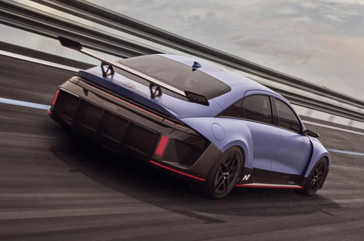 Hyundai RN22e concept rear quarter