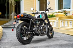 The Metro variants get an LED taillamp, 17-inch alloys and dual-channel ABS.