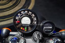 The Metro gets a single-pod instrument cluster, while the Tripper pod is optional.