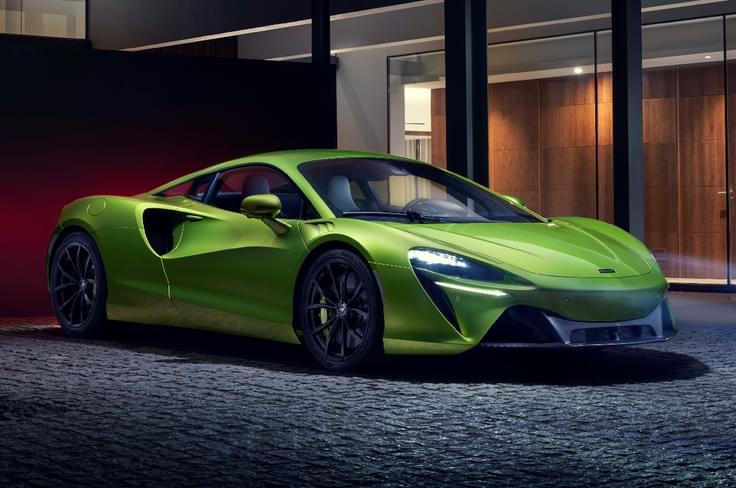 McLaren Artura front three quarter McLaren Artura front three quarter