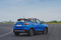 Mahindra Xuv400 Rear View