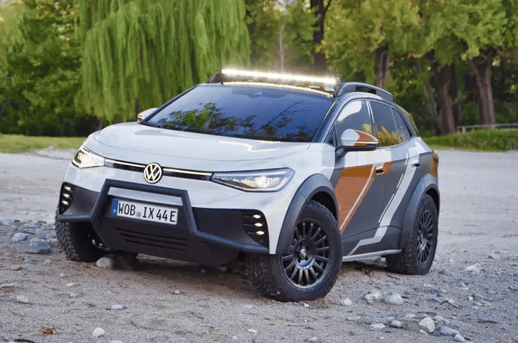 Volkswagen ID Extreme front quarter