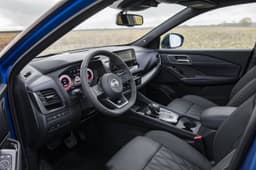 Nissan Qashqai interior 