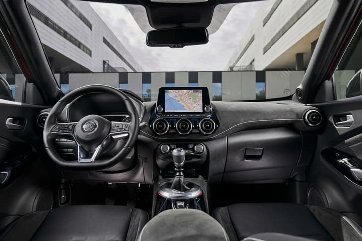Nissan Juke interior