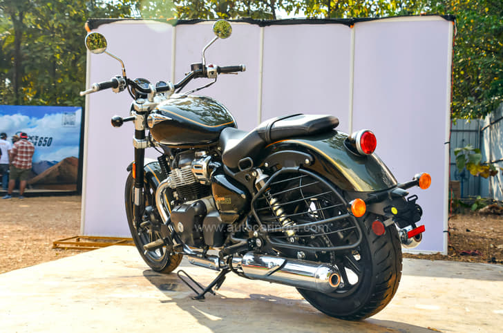 Royal Enfield Super Meteor 650 rear static