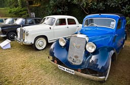 The 170V was the predecessor to the E-Class and hence it was parked next to the E-Class line-up at the MBCCR. 