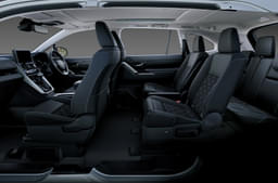 Toyota Innova Hycross Dashboard