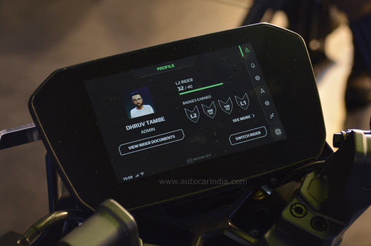 It has a whole host of electronic features on offer, all controlled via the 7-inch touch-compatible LCD display.