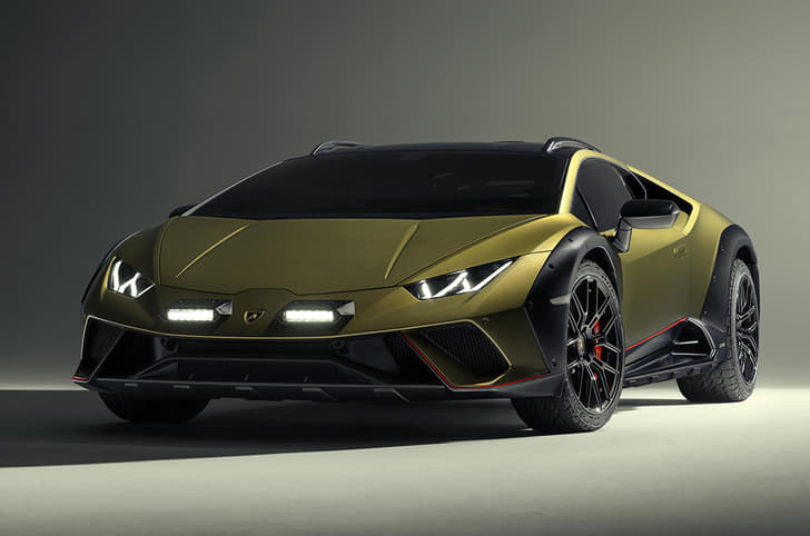 Lamborghini Huracan Sterrato front quarter