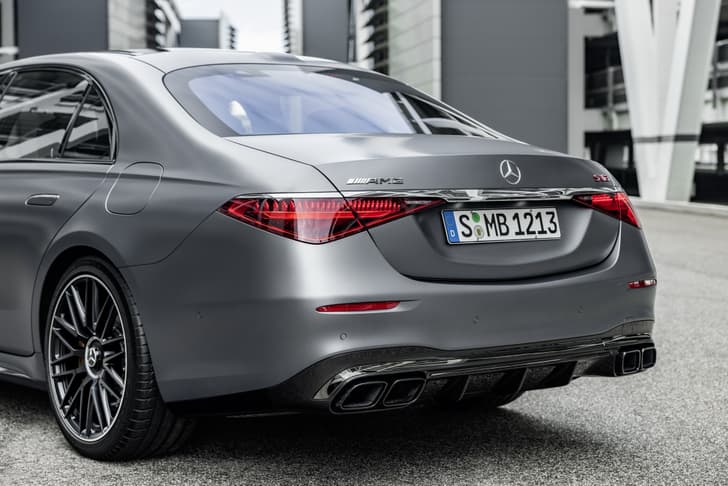 Mercedes-AMG S63 taillight