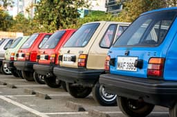 Some of the SB308s in the event had rare paint shades. 