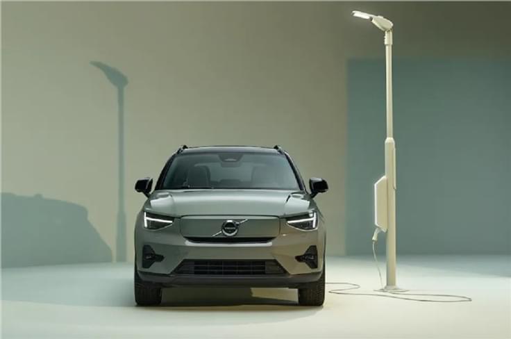 Volvo XC40 Recharge (July 26) -
Volvo’s first EV for India is also the first luxury electric car to be assembled here.
Volvo XC40 Recharge (July 26) -
Volvo’s first EV for India is also the first luxury electric car to be assembled here.