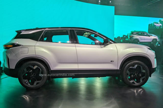 Alloy Wheels Image - 10726