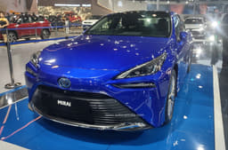 Toyota Mirai front quarter