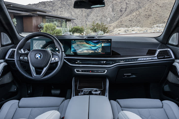 BMW X5 facelift interior