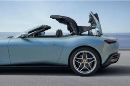 Ferrari Roma Spider roof opening