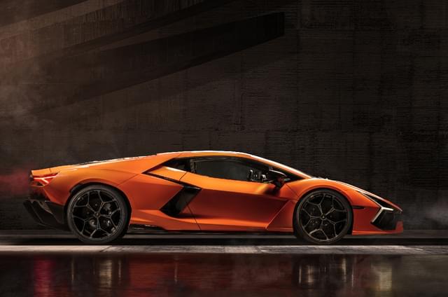 Alloy Wheels Image - 1722