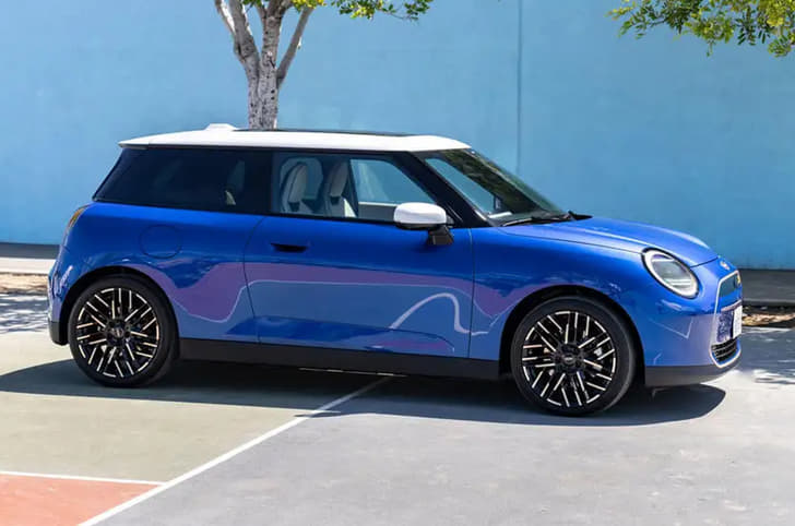 Mini Cooper Electric side