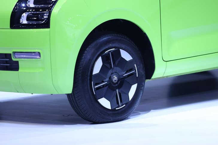 MG Comet EV image gallery