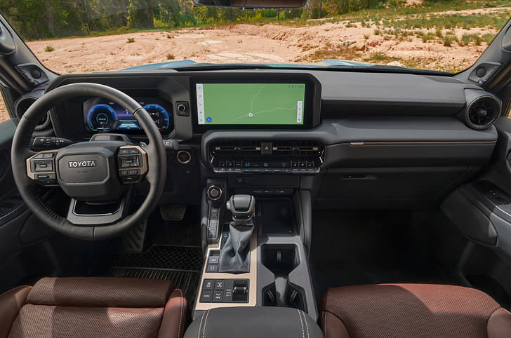 2023 Toyota Land Cruiser Prado image gallery