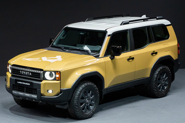 2023 Toyota Land Cruiser Prado image gallery