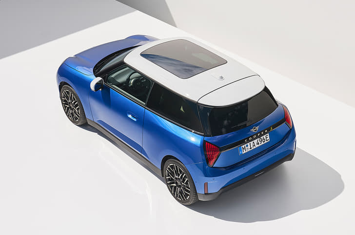 New Mini Cooper Electric image gallery