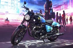 The surprise model shown at MotoVerse by Royal Enfield is the Shotgun 650.