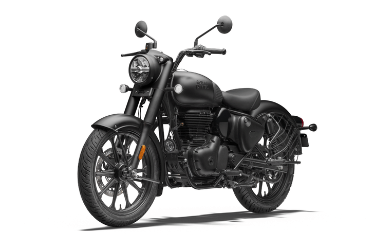 Royal Enfield Classic 350 in Stealth Black