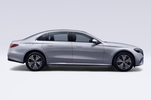 Alloy Wheels Image - 8550