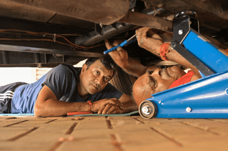 Repairing the clutch before we set off in Dubai.