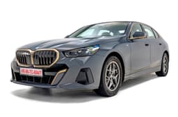 BMW 5 series LWB image gallery