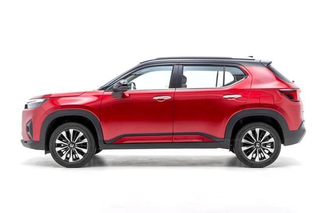 Alloy Wheels Image - 2032