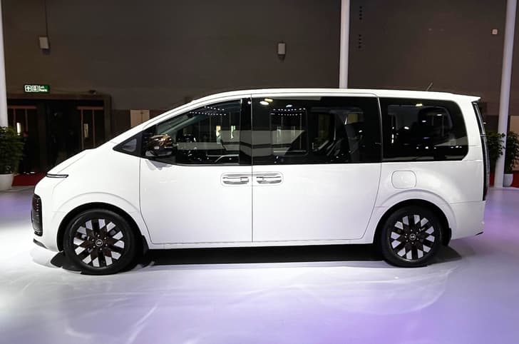 Hyundai Staria MPV image gallery