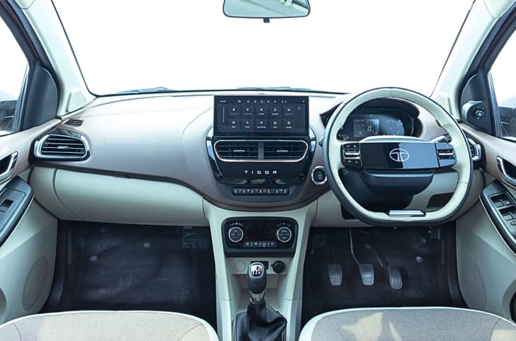 2025 Tata Tigor image gallery