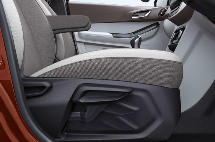 2025 Tata Tigor image gallery