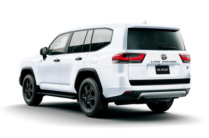 Toyota Land Cruiser LC300 image gallery