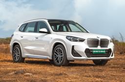 Bmw Ix1 Lwb Front Right Three Quarter