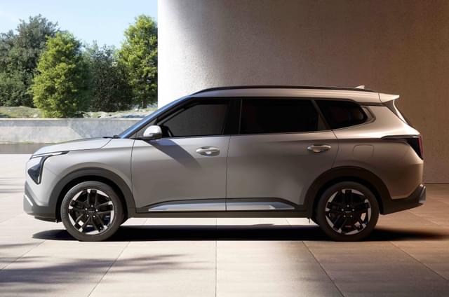 kia carens-clavis