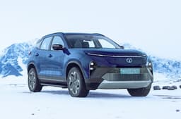 Tata Harrier EV in snow 