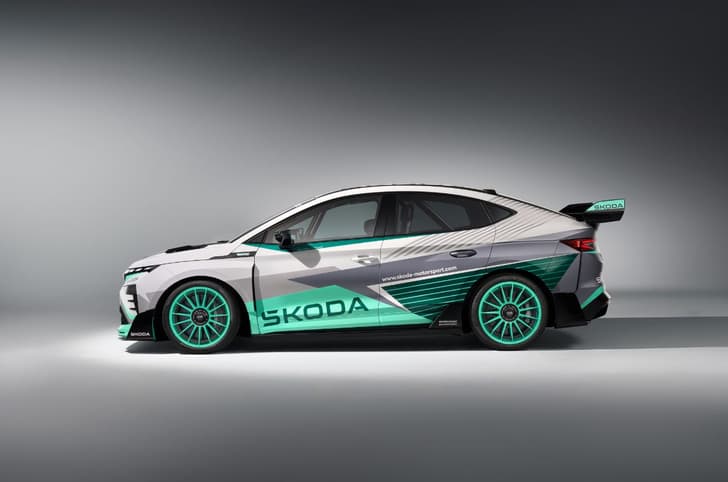 Skoda electric car concept Enyaq RS race side profile