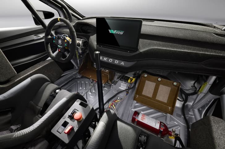 Skoda electric car concept Enyaq RS race interior