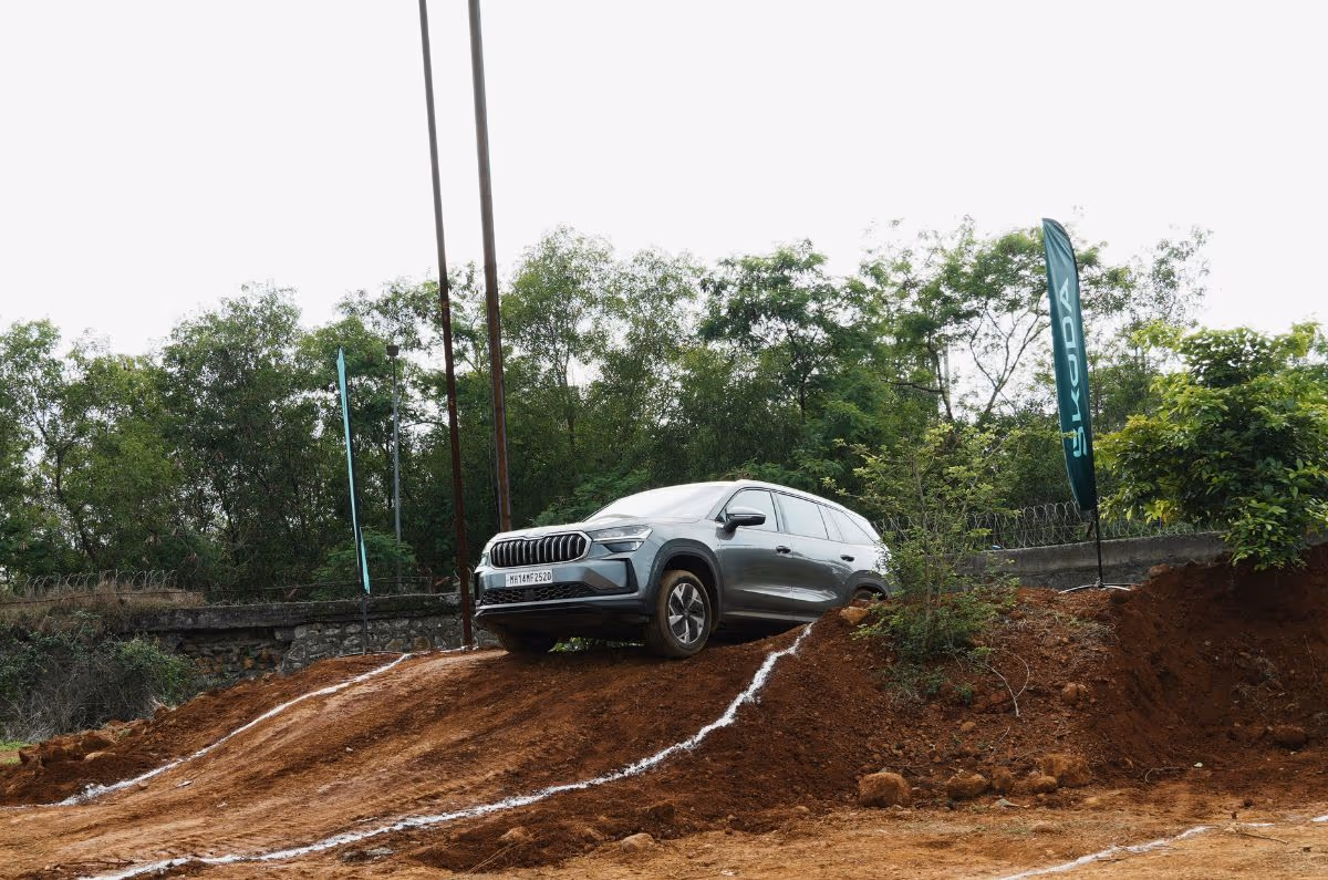 The 2025 Skoda Kodiaq is priced at Rs 46.89 lakh. 