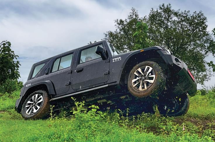 Mahindra Thar Roxx offroading exterior ground clearance Mahindra Thar Roxx