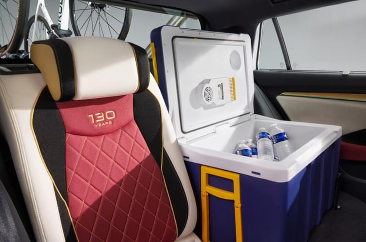 A beverage cooler is placed at the back. Skoda Superb concept cooler for drinks