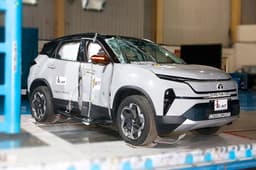 Tata Harrier EV side pole impact 