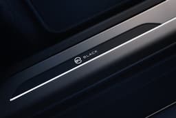 range rover sport sv black edition treadplates in studio