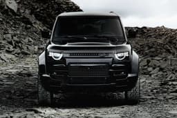 defender octa black edition in field